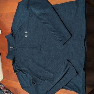 Lightweight half zip